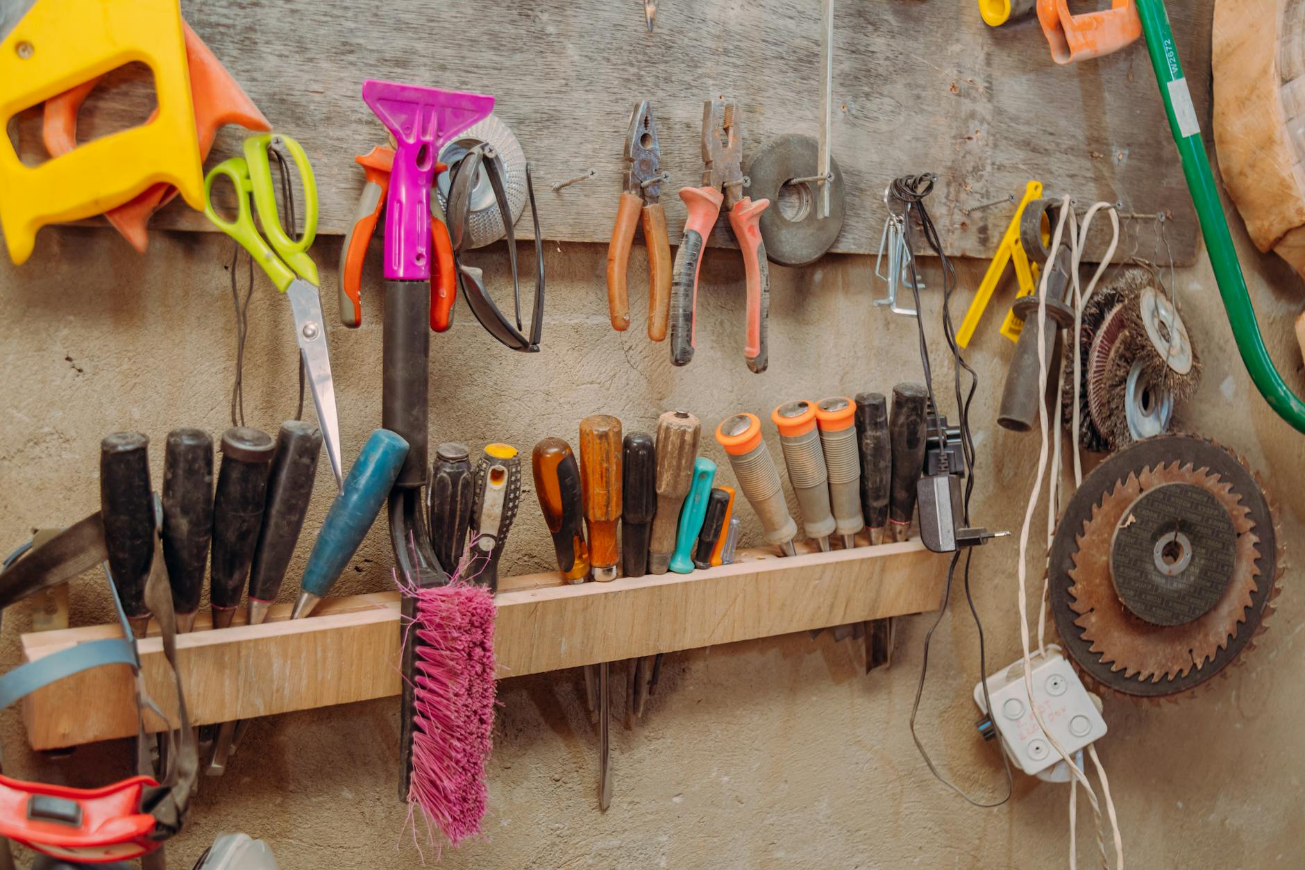 Someone Is Paying $200 a Month for a Tool That Stops Working Every 5 Hours
